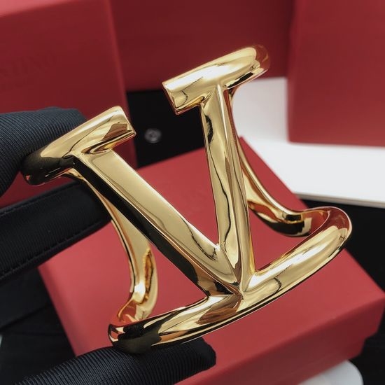 Valentino Smooth Gold Brass Bangle