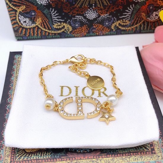 Christian Dior CD Heart Star Pearl Bracelet Necklace Set