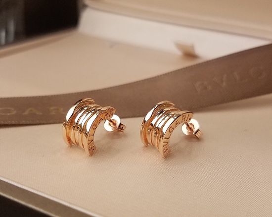 Bvlgari Classic Spring Design Stud Earrings