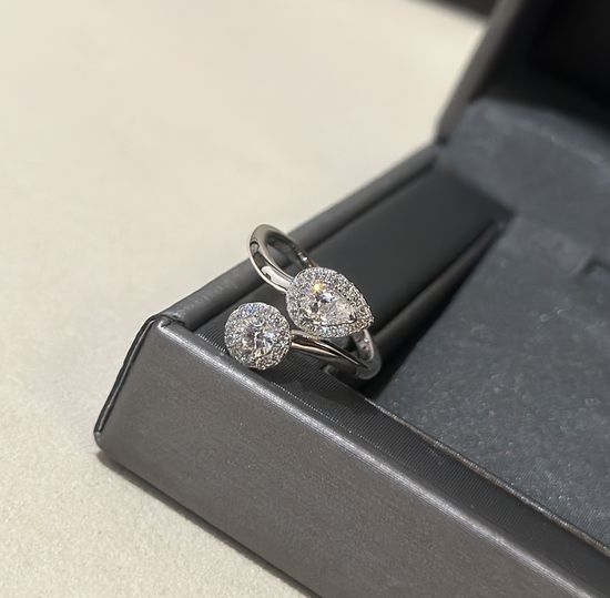 De Beers Teardrop Round Diamond Open Ring