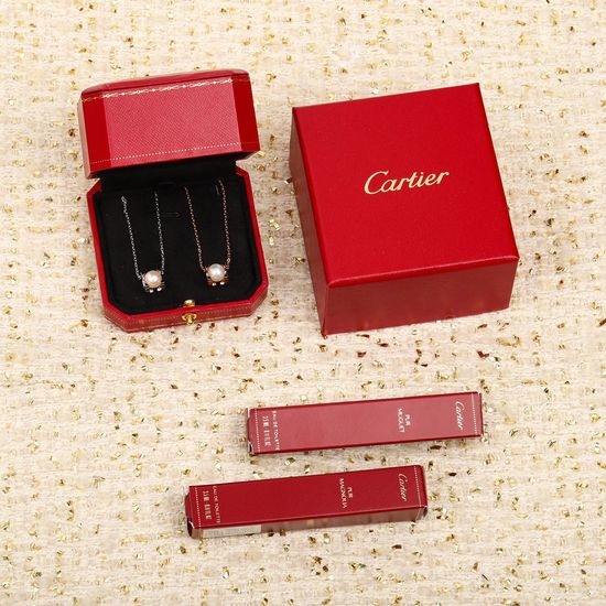 Cartier Simple Classic Pearl Pendant Necklace Jewelry