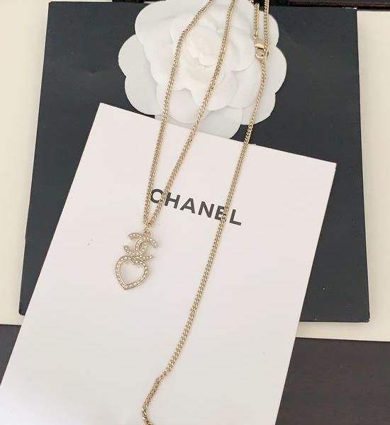 Chanel Hollow Out Heart Pendant Necklace