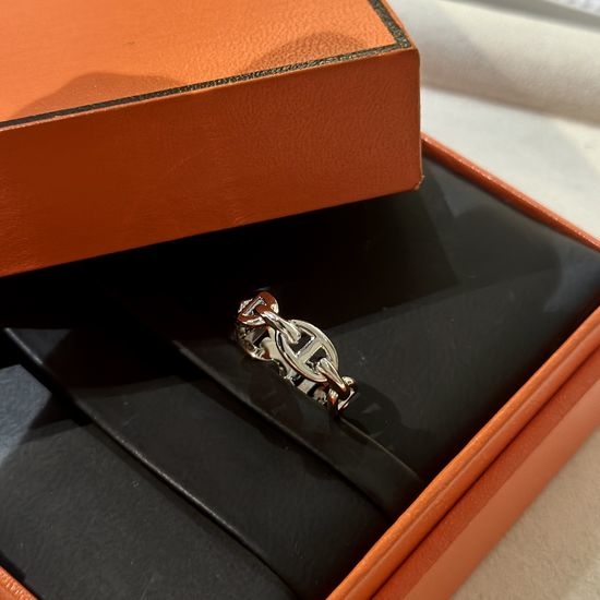 Hermes Classic Smooth Plain Band Ring