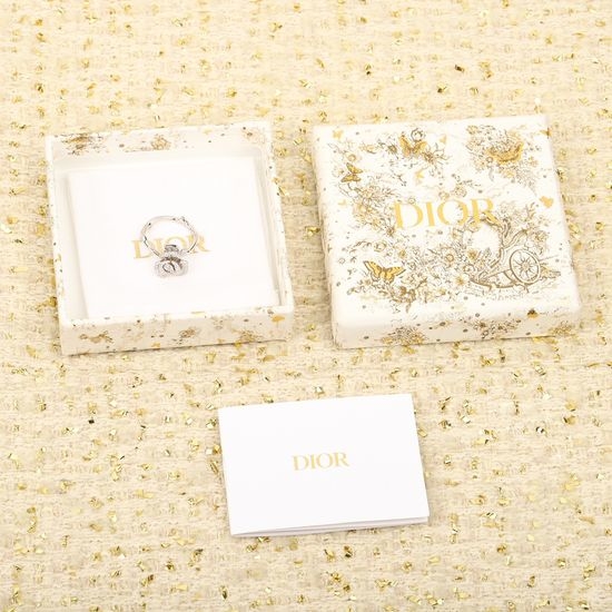 Christian Dior CD Vine Shape Diamond Inlaid Ring