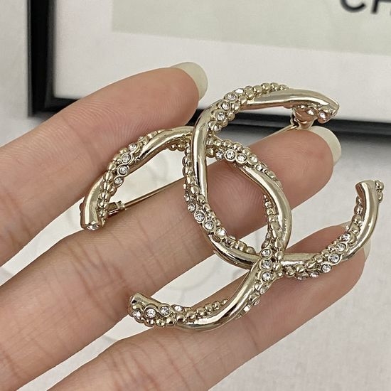 Chanel Twisted Rhinestone Embellished Brooch