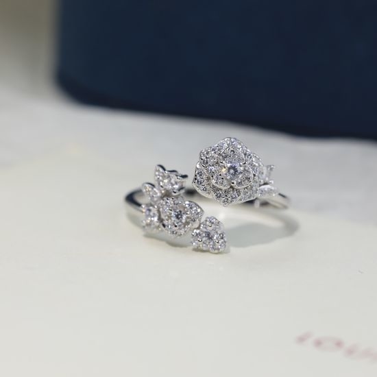 Piaget Open Diamond Inlaid Rose Ring