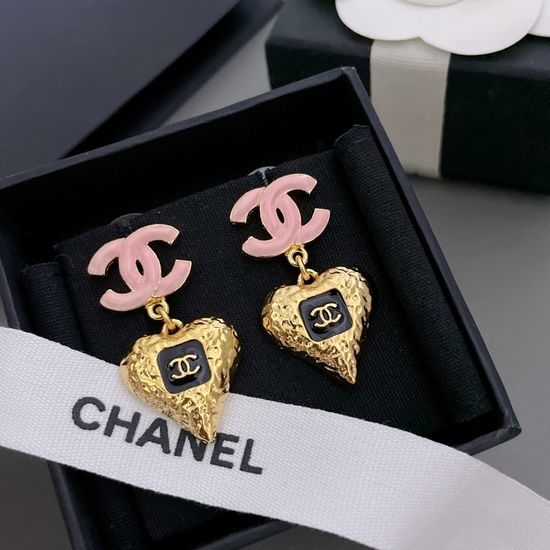 Chanel Vintage Heart Stud Earrings