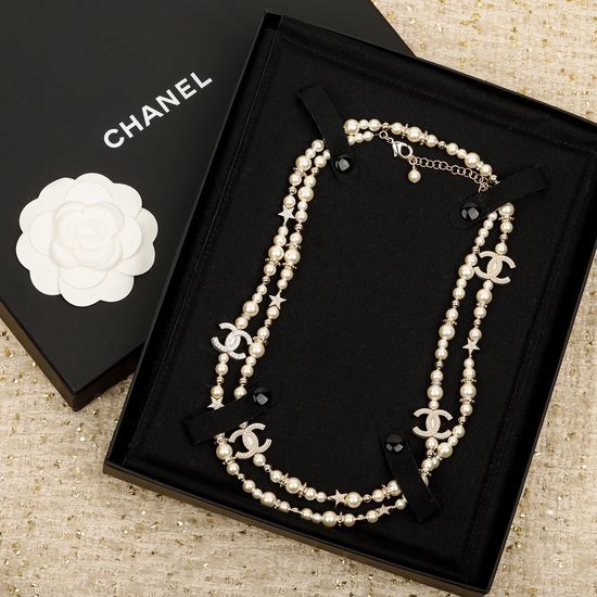 Chanel Pearl Star Long Sweater Necklace