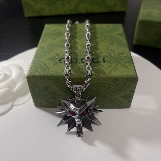 Gucci Vintage Retro Style Pendant Necklace