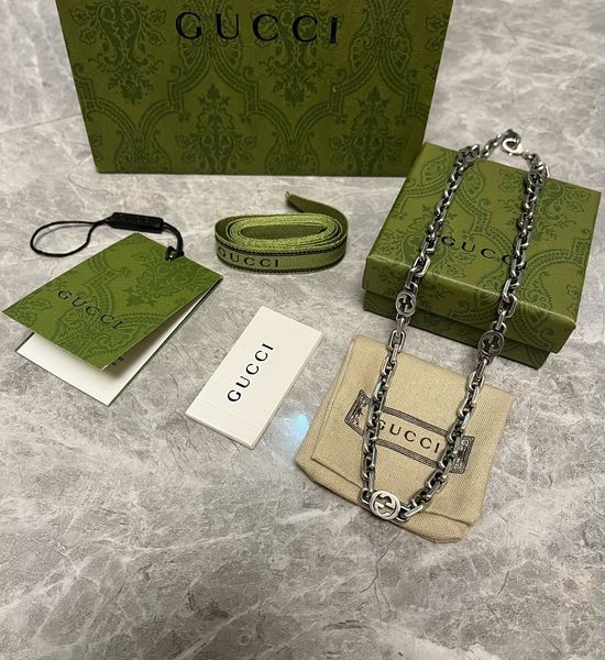 Gucci Vintage Interlocking Letter Silver Necklace
