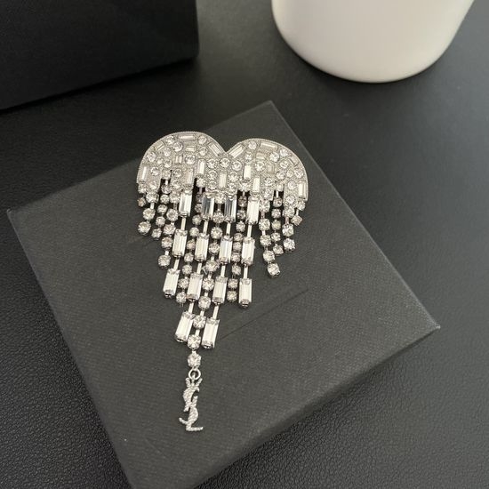 Yves Saint Laurent YSL YSL Heart Crystal Tassel Brooch