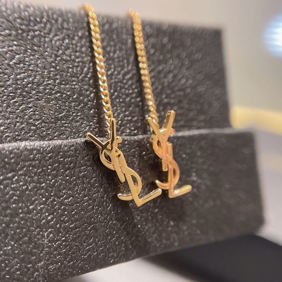 Yves Saint Laurent YSL Slim Line Face Slimming Earrings
