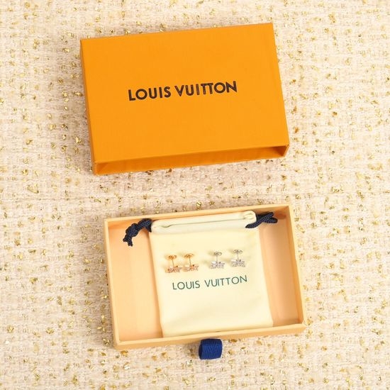 Louis Vuitton LV Diamond Inlaid Flower Shape Ring