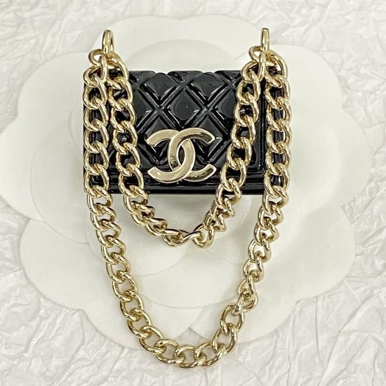 Chanel Bag Shape Tassel Chain Brooch
