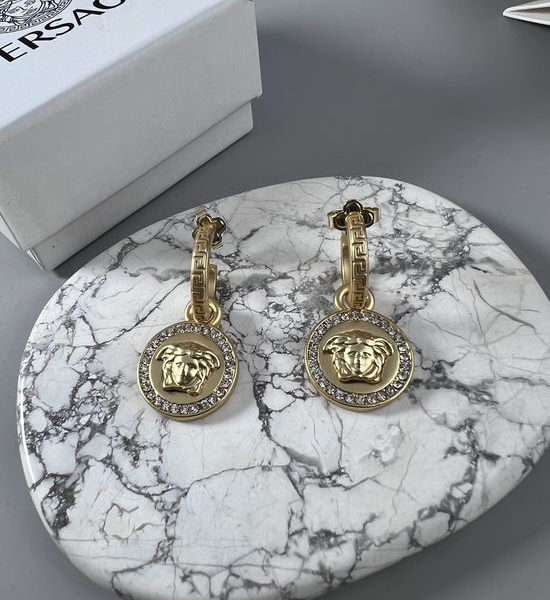 Versace Classic Trendy Stud Earrings Simple Style