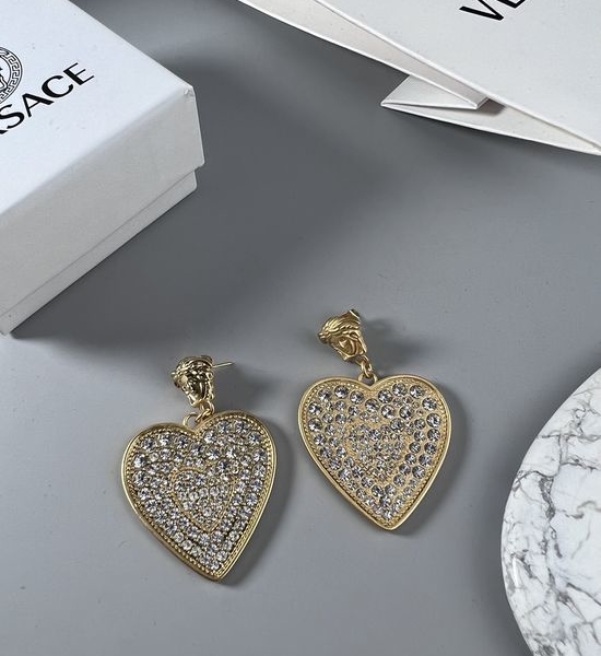 Versace Classic Trendy Stud Earrings Simple Style