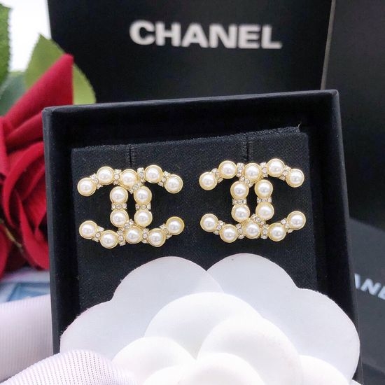 Chanel Pearl Inlaid Diamond Stud Earrings