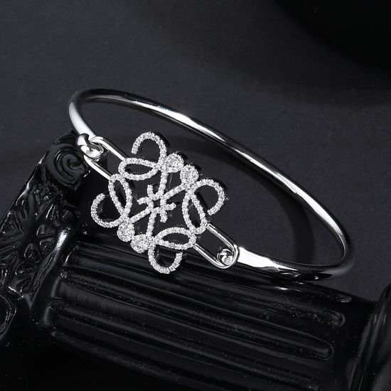 Loewe Delicate Rhinestone Inlaid Carved Clasp Bangle