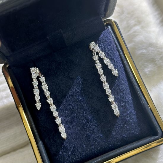 Piaget Detachable Water Drop Earrings in Platinum