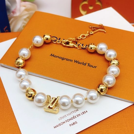 Louis Vuitton LV Pearl Bracelet Brass Material