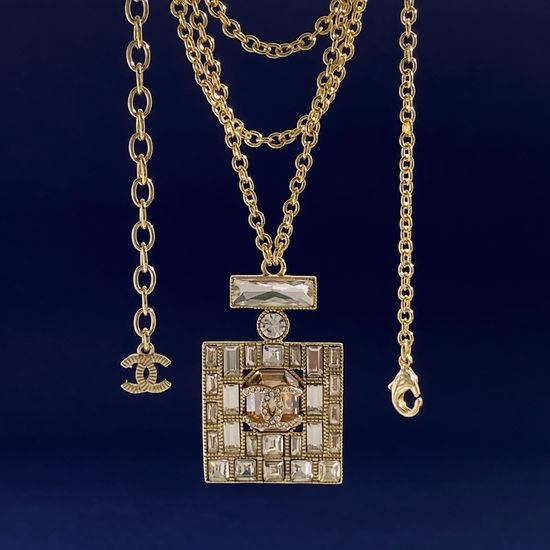 Chanel Perfume Bottle Inlaid Zircon Sweater Necklace