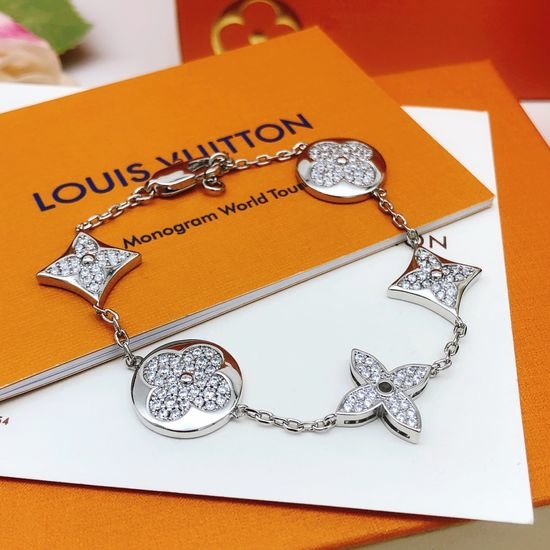 Louis Vuitton LV Vintage Pattern Delicate Bracelet