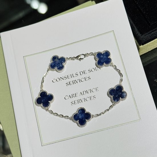 Van Cleef & Arpels VCA Natural Stone Silver Plated Bracelet