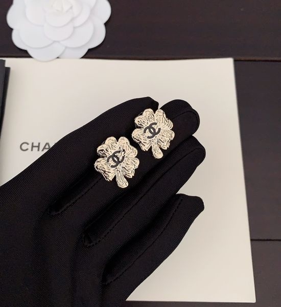 Chanel Light Gold Clover CC Stud Earrings
