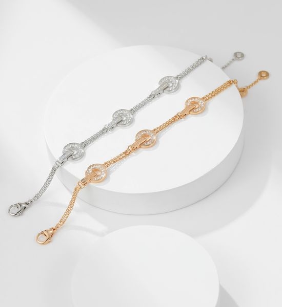 Bvlgari Inlaid Diamond Engraved Chain Bracelet