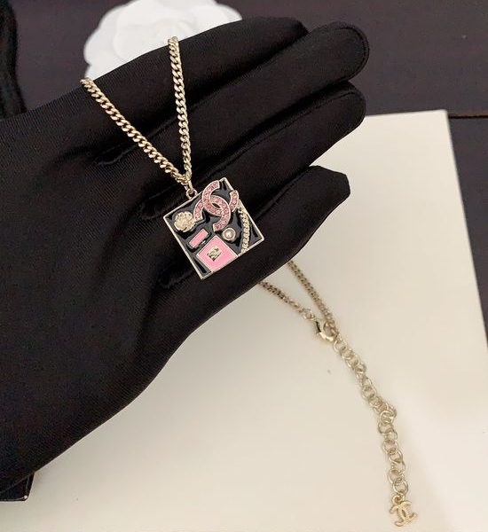 Chanel Trendy Black Multi-element Necklace