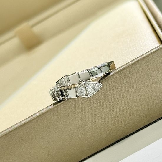 Valentino Slender Snake Spring Open Ring with Diamonds