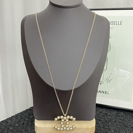 Chanel Elegant Pearl Long Necklace with Classic Design