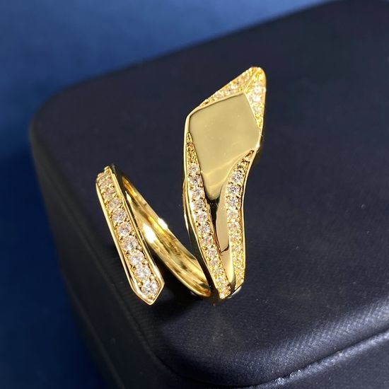 Prada Diamond Snake Shape Open Ring
