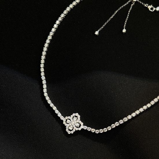 Harry Winston Diamond Pave Clover Choker Necklace