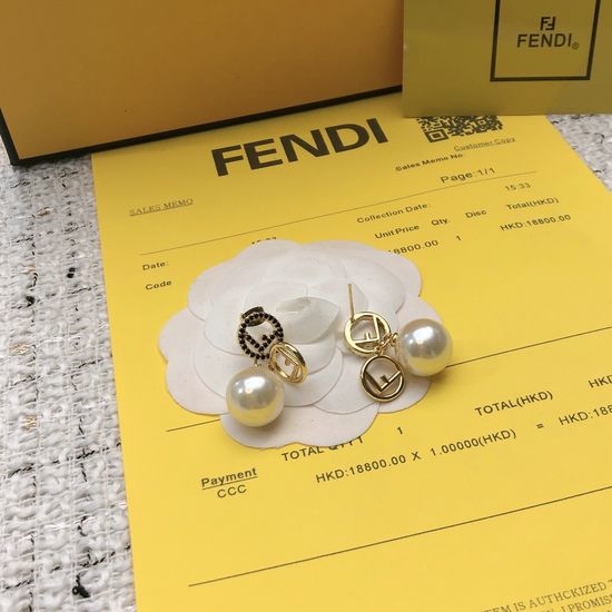 Fendi Exquisite Understated Daily Stud Earrings