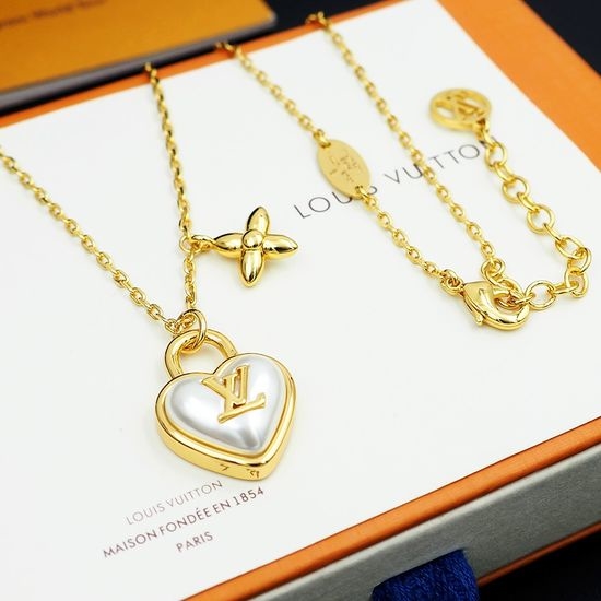 Louis Vuitton LV Heart Shaped Pendant Beaded Necklace
