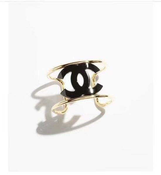 Chanel Delicate Luxury Versatile Style Bracelet