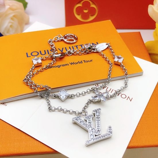 Louis Vuitton LV Double Layer Square Diamond Bracelet