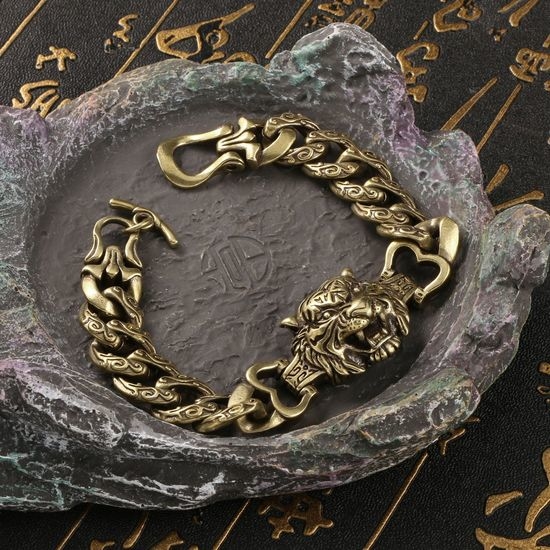 Gucci Vintage Tiger Head Brass Bracelet