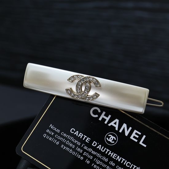 Chanel Acrylic Letter Hair Clip