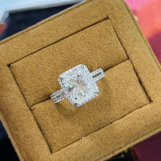 Tiffany & Co. Square Diamond Ring For Daily Wear