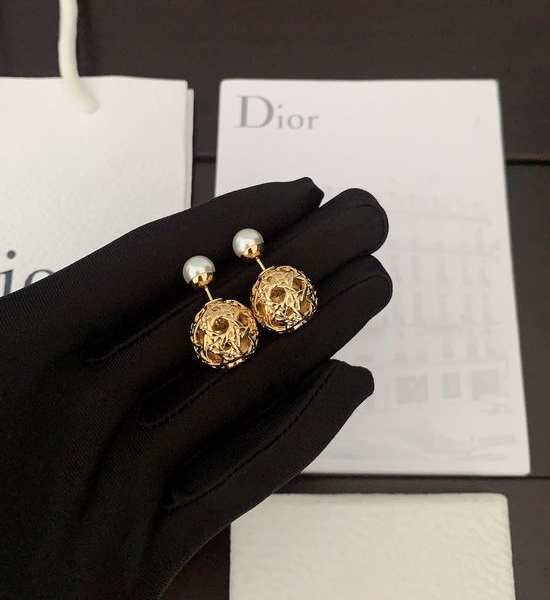 Christian Dior CD Hollow Different Size Pearl Stud Earrings