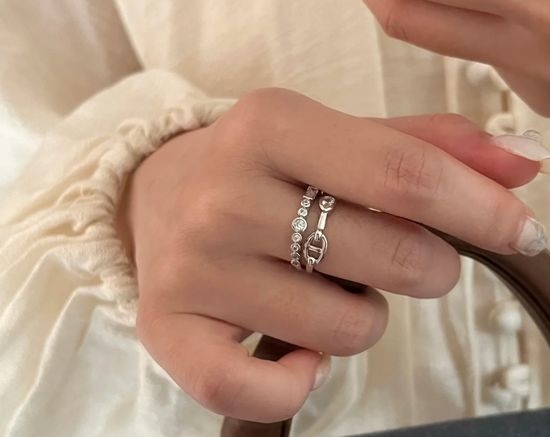 Hermes Classic Double Circle Pattern Ring