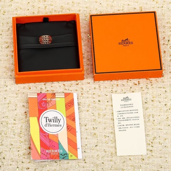 Hermes Classic Pig Nose Shape Ring