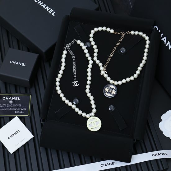 Chanel Classic Acrylic Round Pearl Necklace