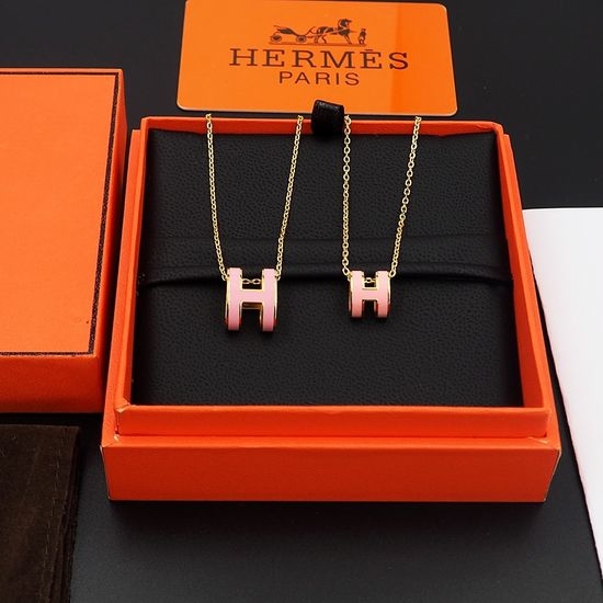 Hermes Gentle Enamel Pendant Necklace Pink Color