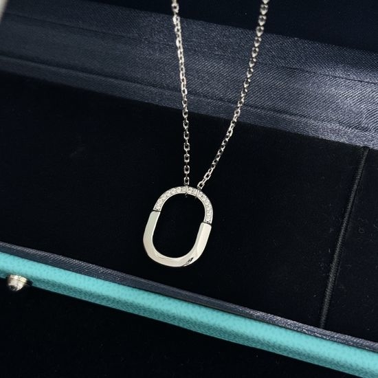Tiffany & Co. Diamond U-Lock Pendant Necklace