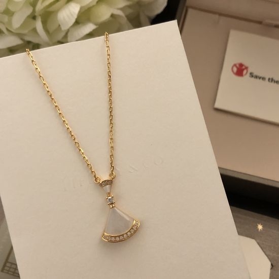 Bvlgari Mother of Pearl Pendant Necklace