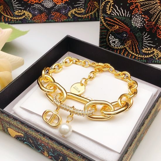 Christian Dior CD Pearl Pendant Delicate Bracelet