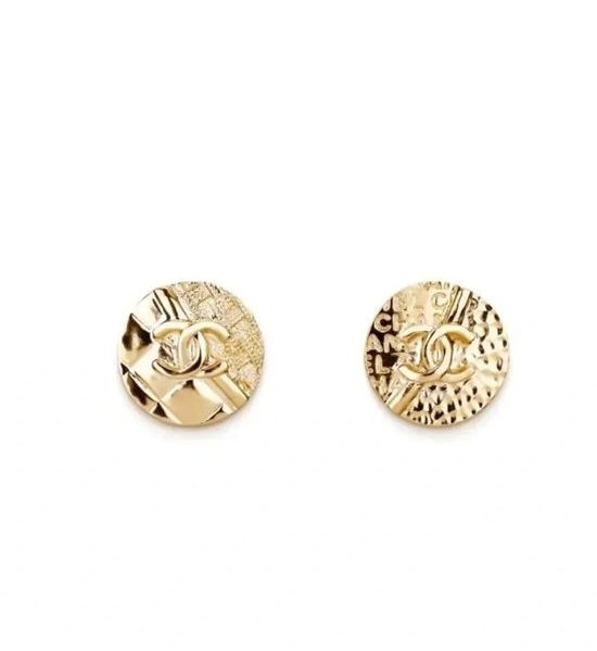 Chanel Vintage Quilted Pattern Round Stud Earrings